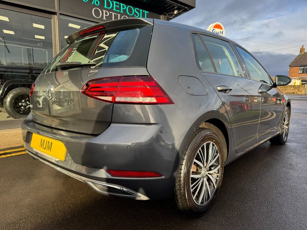 Used Volkswagen Golf 2018 for sale - 76617977: Photo 23