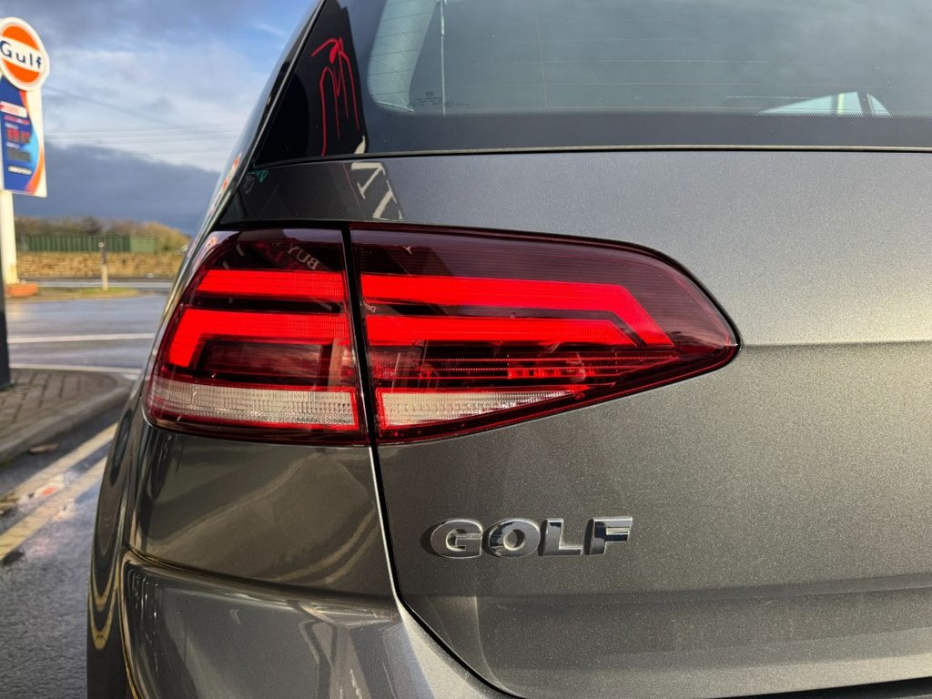 Used Volkswagen Golf 2018 for sale - 76617977: Photo 24