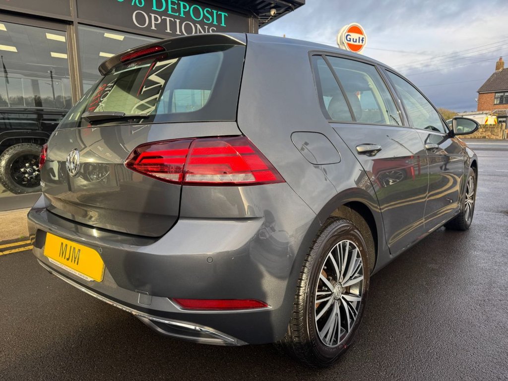 Used Volkswagen Golf 2018 for sale - 76617977: Photo 6