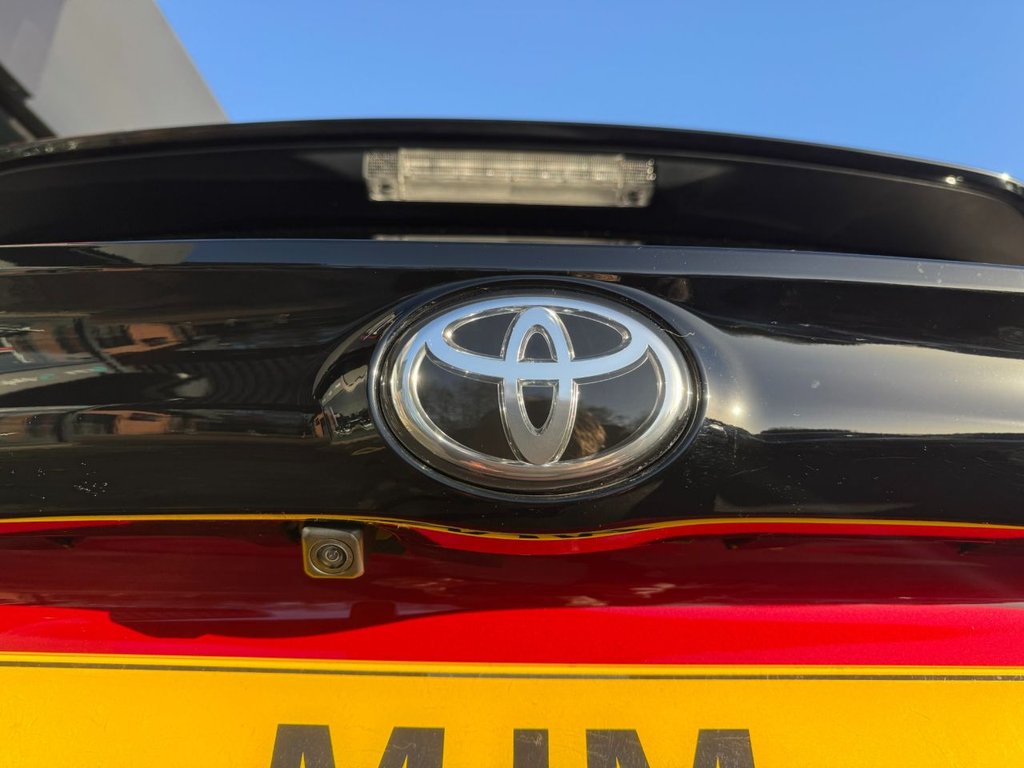 Used Toyota Yaris 2023 for sale - 76605194: Photo 31