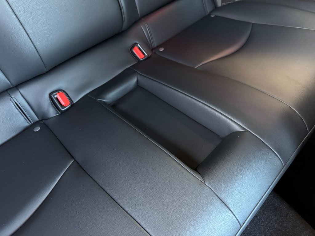 Used Toyota Yaris 2023 for sale - 76605194: Photo 40