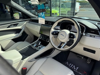 Used Jaguar F-Pace 2023 for sale - 79358359: Photo