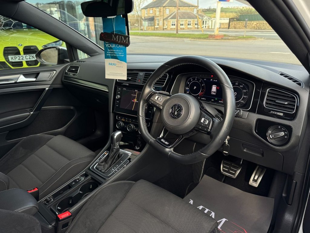 Used Volkswagen Golf 2018 for sale - 77880299: Photo 4