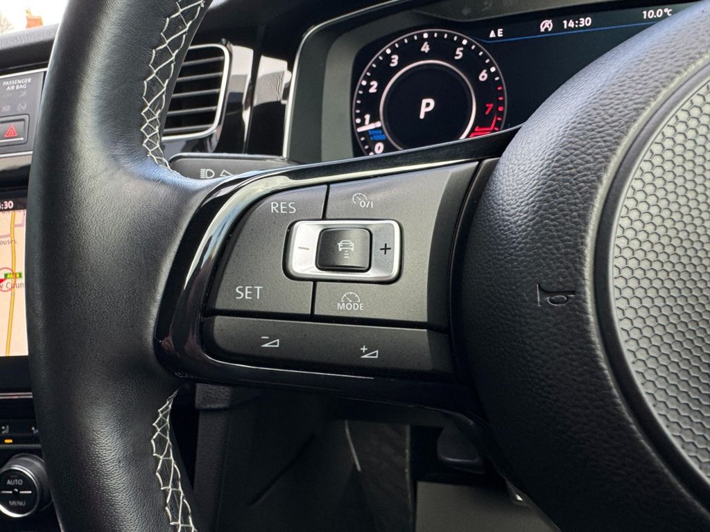 Used Volkswagen Golf 2018 for sale - 77880299: Photo 50