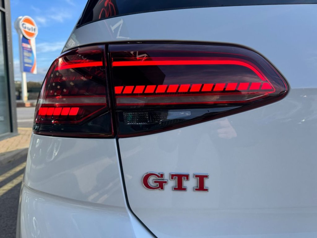 Used Volkswagen Golf 2018 for sale - 76223229: Photo 26