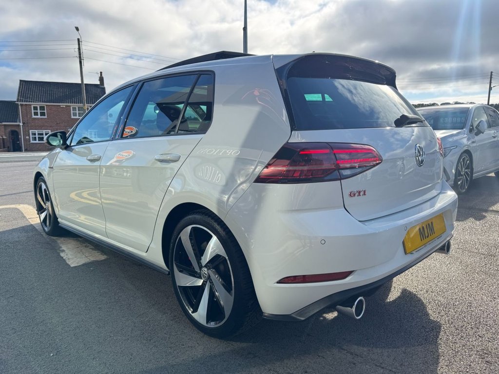 Used Volkswagen Golf 2018 for sale - 76223229: Photo 31