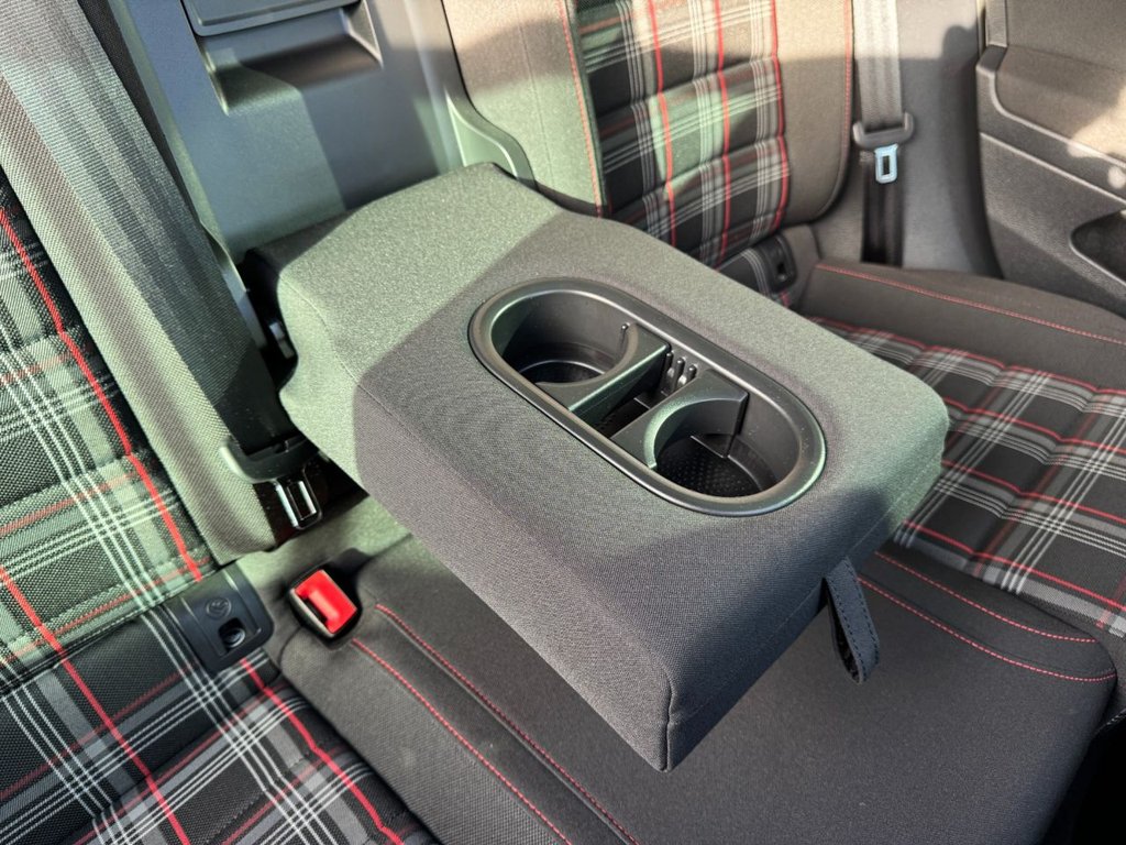 Used Volkswagen Golf 2018 for sale - 76223229: Photo 38