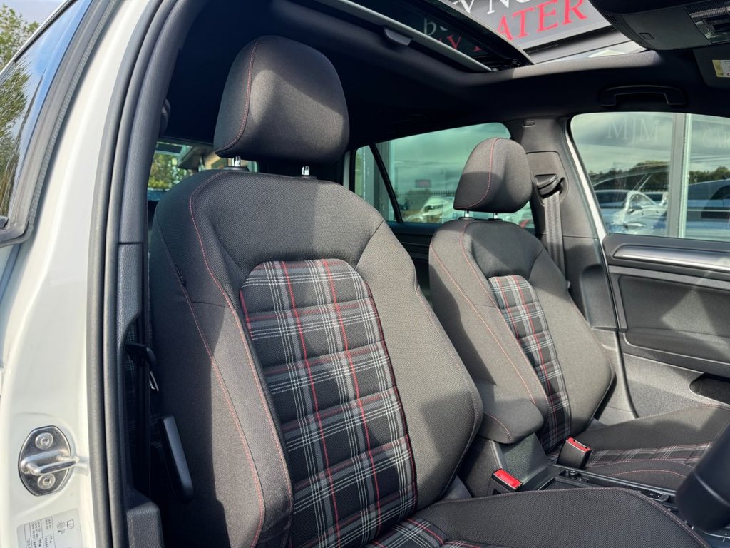 Used Volkswagen Golf 2018 for sale - 76223229: Photo 46