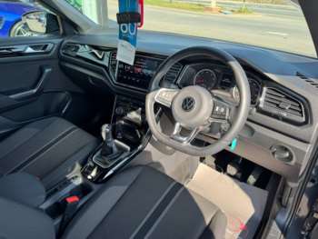 Used Volkswagen T-Roc 2021 for sale - 75037807: Photo