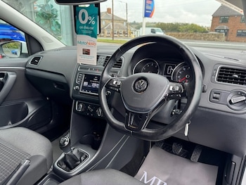 Used Volkswagen Polo 2017 for sale - 75801657: Photo
