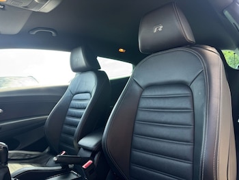 Used Volkswagen Scirocco 2015 for sale - 79209813: Photo
