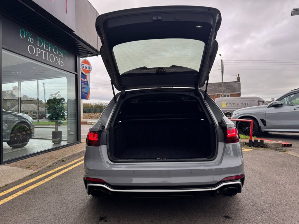 Used Audi RS4 2021 for sale - 76203227: Photo 32