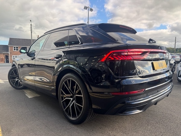 Used Audi Q8 2021 for sale - 75038111: Photo 2