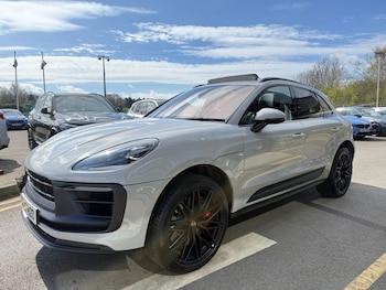 Used Porsche Macan 2023 for sale - 78149238: Photo