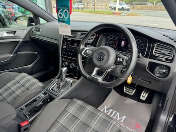 Used Volkswagen Golf 2018 for sale - 75037507: Photo