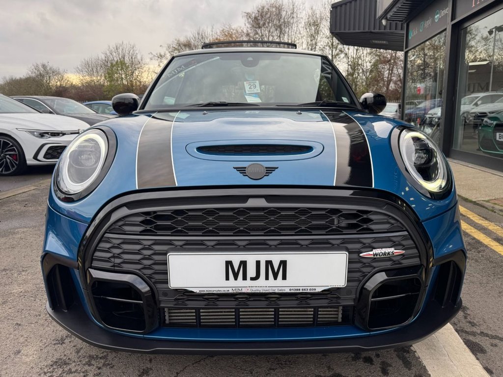 Used MINI Hatch 2023 for sale - 76535759: Photo 9