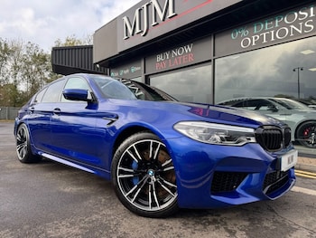 2019 (19) - M5 4dr DCT