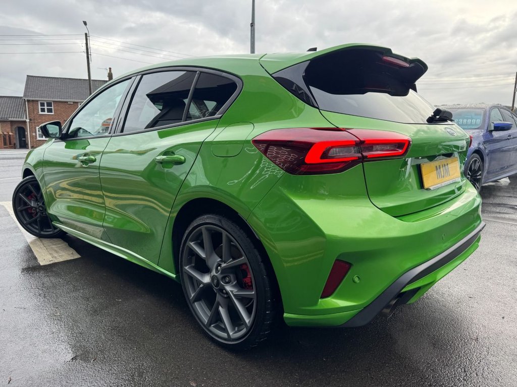 Used Ford Focus 2023 for sale - 77153853: Photo 2