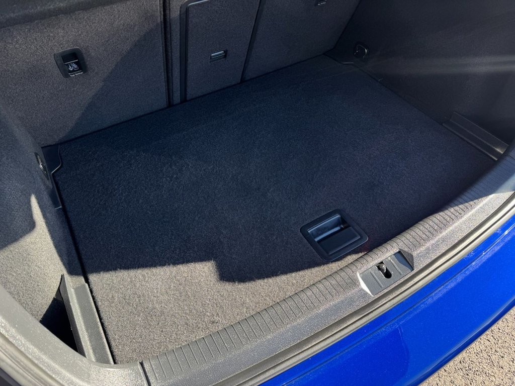 Used Volkswagen Golf 2020 for sale - 76333344: Photo 31