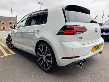 Used Volkswagen Golf 2019 for sale - 79438099: Photo