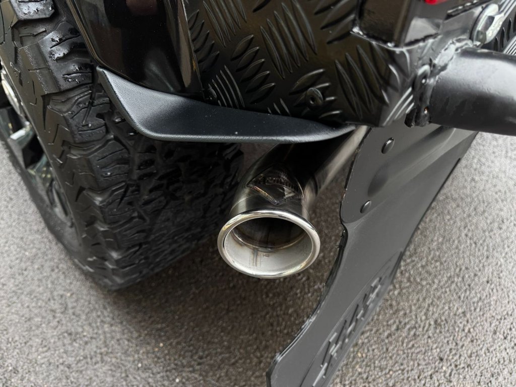 Used Land Rover Defender 90 2013 for sale - 76582015: Photo 45