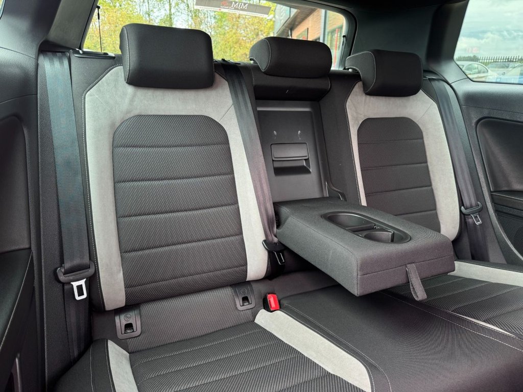 Used Volkswagen Golf 2015 for sale - 76356100: Photo 39