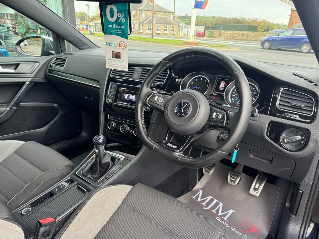 Used Volkswagen Golf 2015 for sale - 76356100: Photo 4