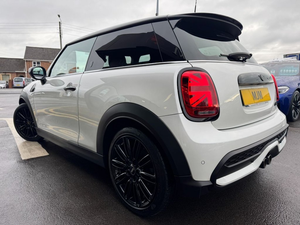 Used MINI Hatch 2022 for sale - 76617203: Photo 2