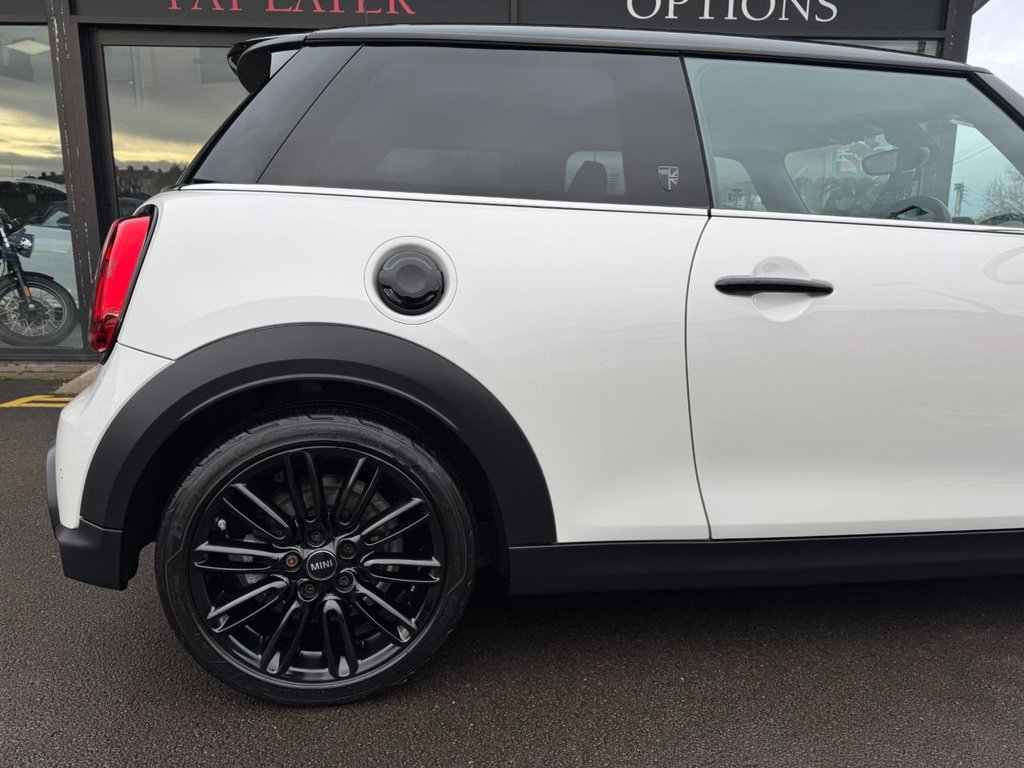 Used MINI Hatch 2022 for sale - 76617203: Photo 26