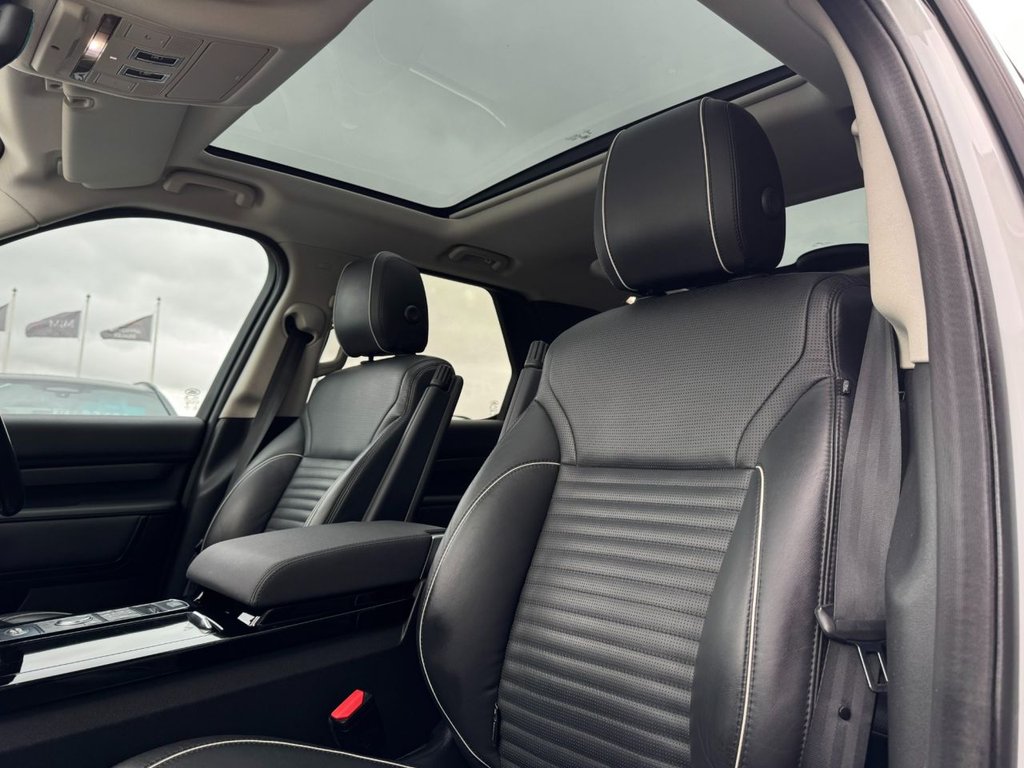 Used Land Rover Discovery 2017 for sale - 77904773: Photo 3