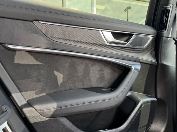Used Audi RS6 Avant 2021 for sale - 75346878: Photo 40