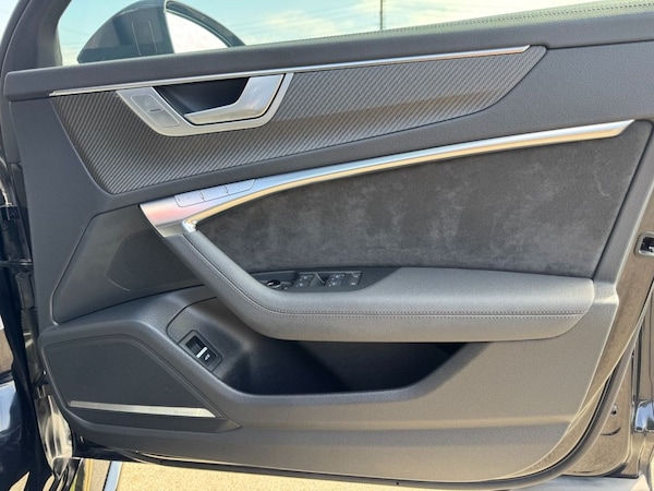 Used Audi RS6 Avant 2021 for sale - 75346878: Photo 44
