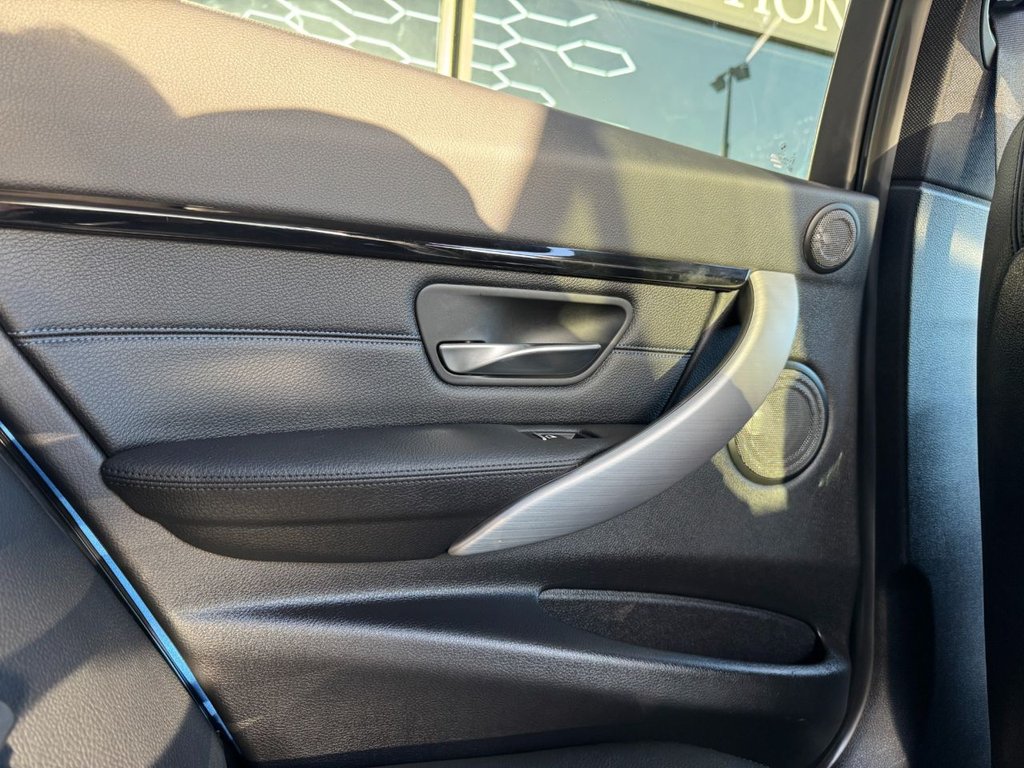 Used BMW 3 Series 2017 for sale - 76867689: Photo 42