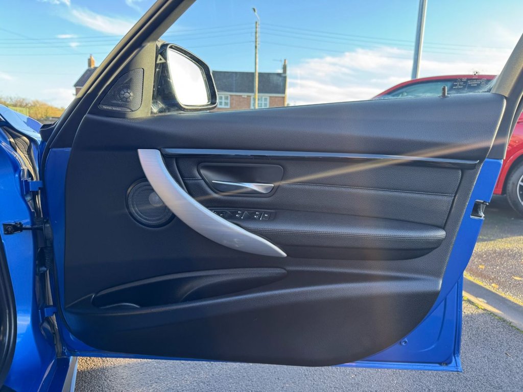 Used BMW 3 Series 2017 for sale - 76867689: Photo 45