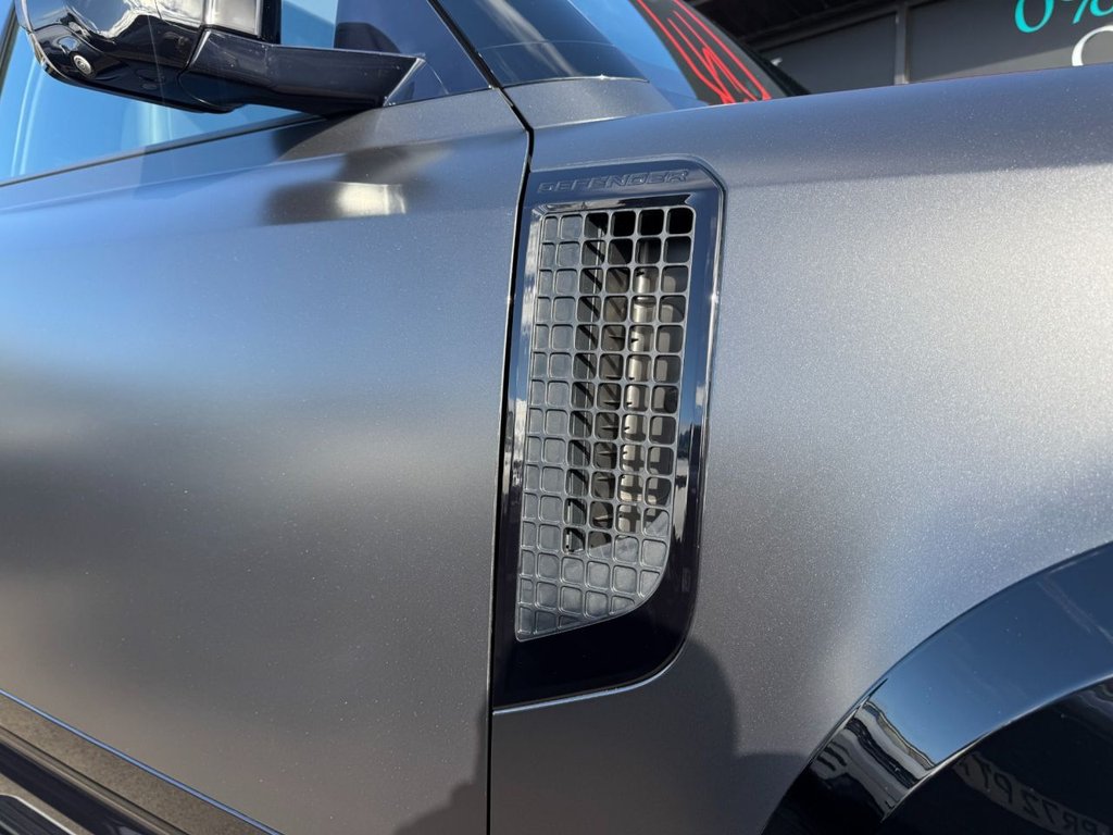 Used Land Rover Defender 2022 for sale - 78068349: Photo 22