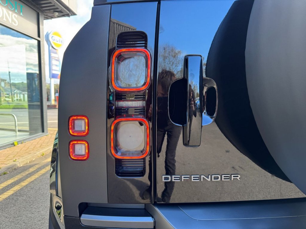 Used Land Rover Defender 2022 for sale - 78068349: Photo 30