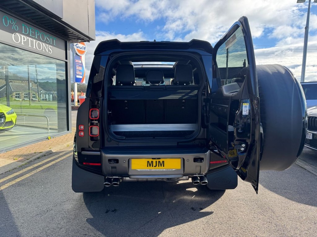 Used Land Rover Defender 2022 for sale - 78068349: Photo 36