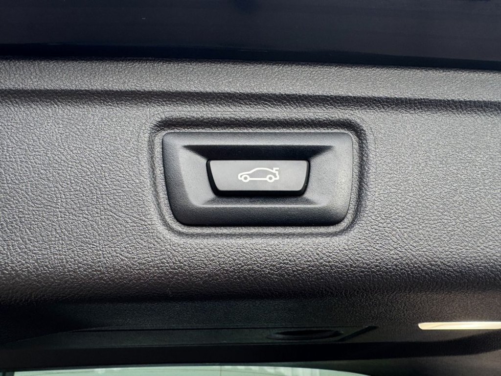 Used BMW 3 Series 2021 for sale - 76454279: Photo 34