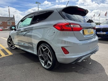 Used Ford Fiesta 2018 for sale - 79737862: Photo