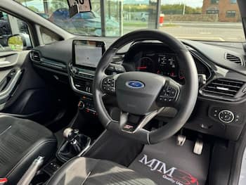 Used Ford Fiesta 2018 for sale - 79737862: Photo