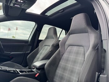 Used Volkswagen Golf 2023 for sale - 75727236: Photo