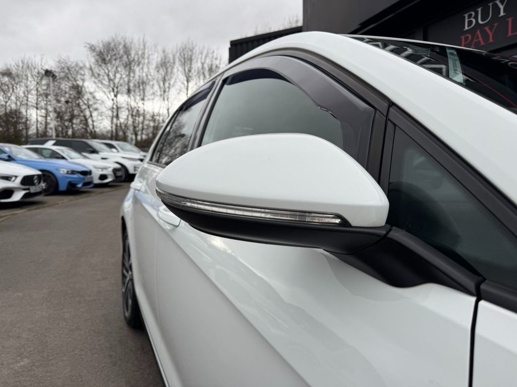 Used Volkswagen Golf 2019 for sale - 77904975: Photo 21