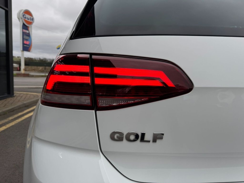 Used Volkswagen Golf 2019 for sale - 77904975: Photo 25