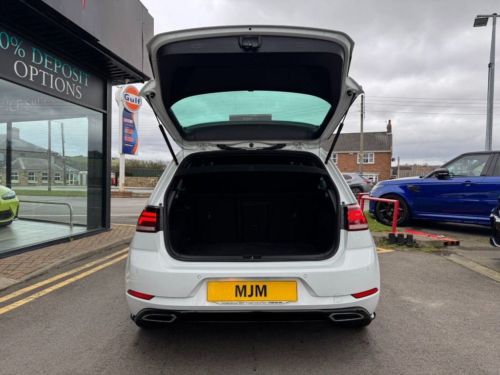 Used Volkswagen Golf 2019 for sale - 77904975: Photo 30