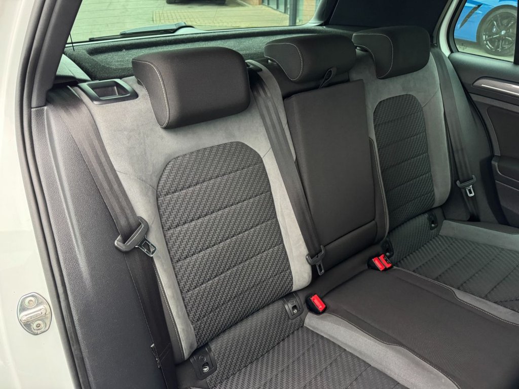 Used Volkswagen Golf 2019 for sale - 77904975: Photo 35