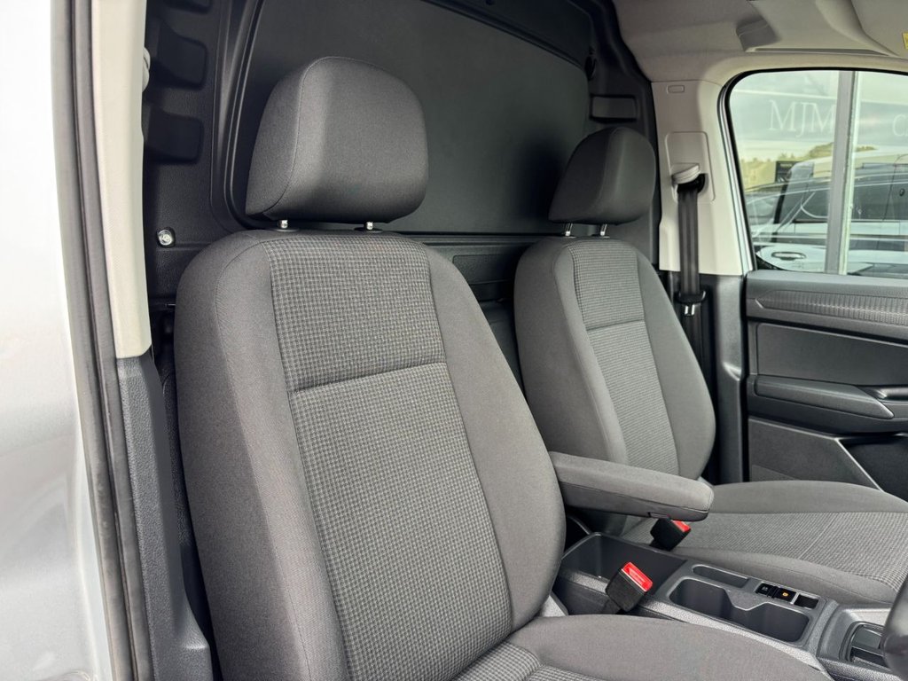 Used Volkswagen Caddy Maxi 2022 for sale - 76266652: Photo 41
