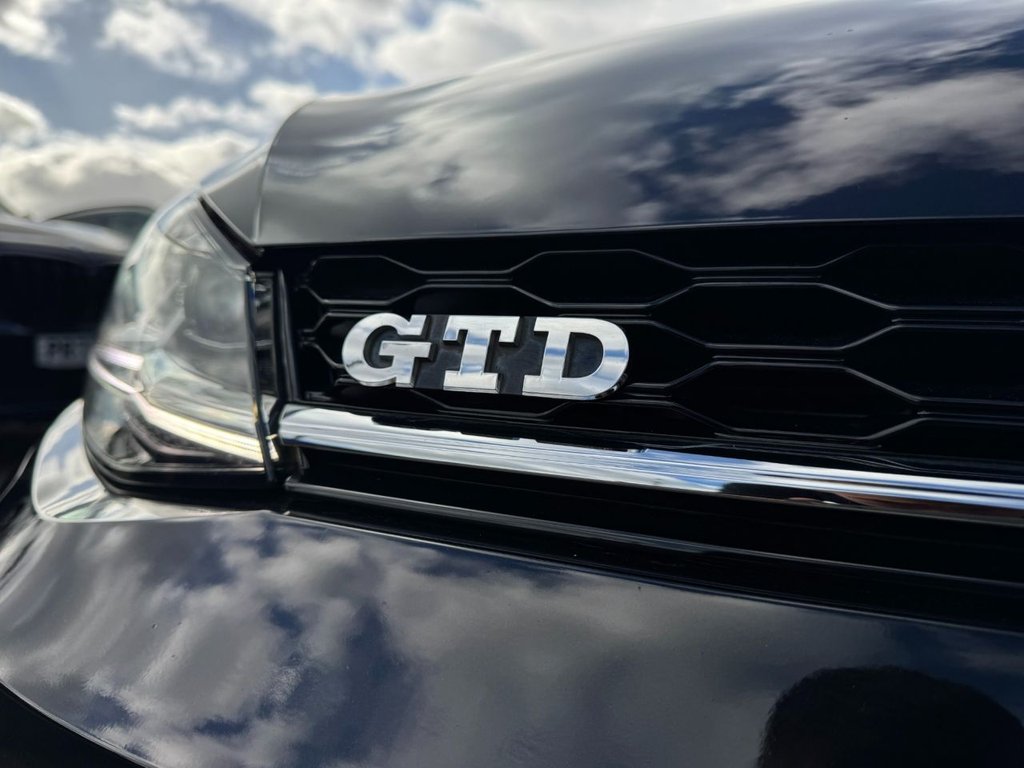 Used Volkswagen Golf 2017 for sale - 77835939: Photo 16