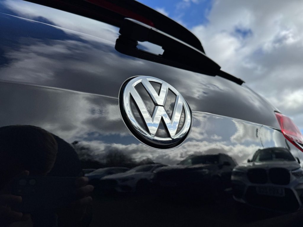 Used Volkswagen Golf 2017 for sale - 77835939: Photo 27