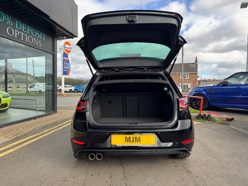 Used Volkswagen Golf 2017 for sale - 77835939: Photo 30