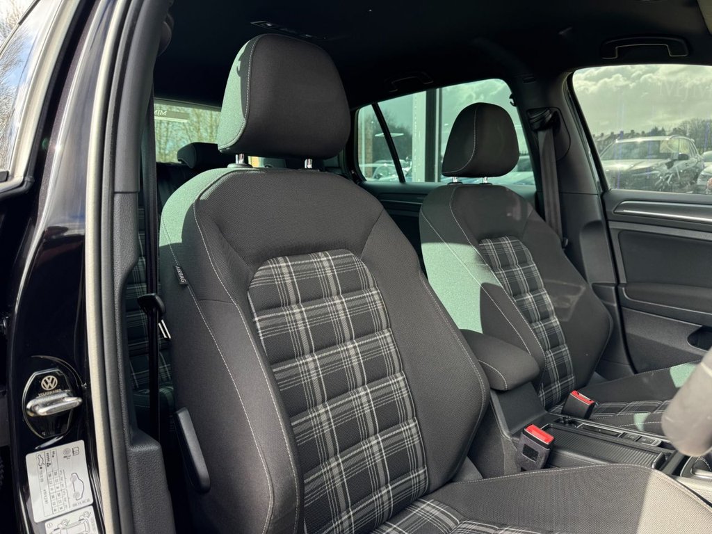 Used Volkswagen Golf 2017 for sale - 77835939: Photo 43